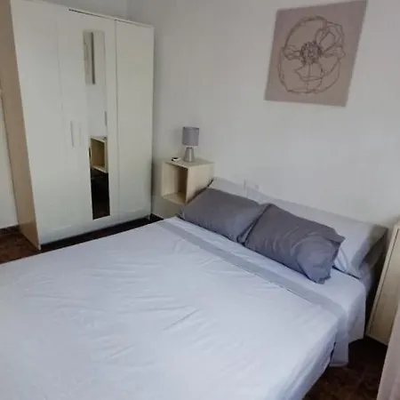 Con Piscina Privada Jardin Del Sol Solo Familias Y Parejas Chalet *